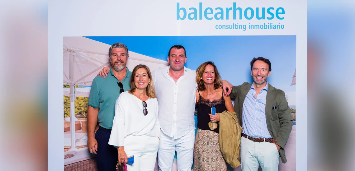 Phantastische Eröffnungsfeier des neuen Büros von Balearhouse am Paseo Mallorca in Palma